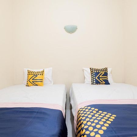 Spot On 2419 Rumah Nugraha Hotel Syariah Джокякарта Екстериор снимка
