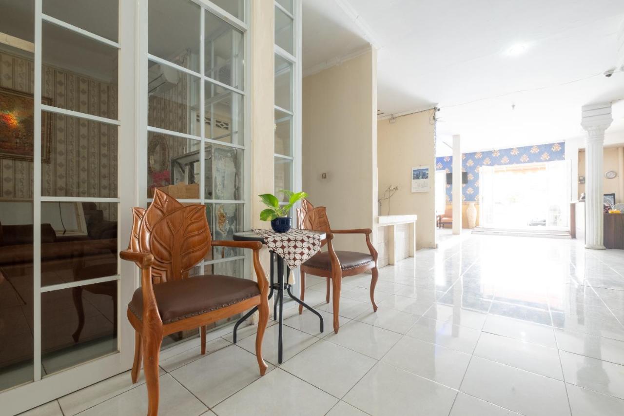 Spot On 2419 Rumah Nugraha Hotel Syariah Джокякарта Екстериор снимка