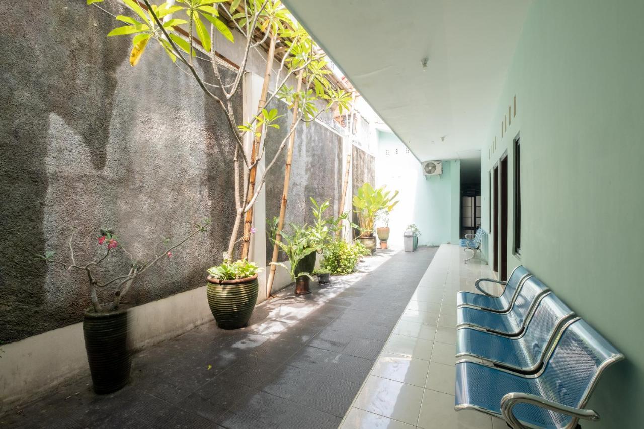 Spot On 2419 Rumah Nugraha Hotel Syariah Джокякарта Екстериор снимка