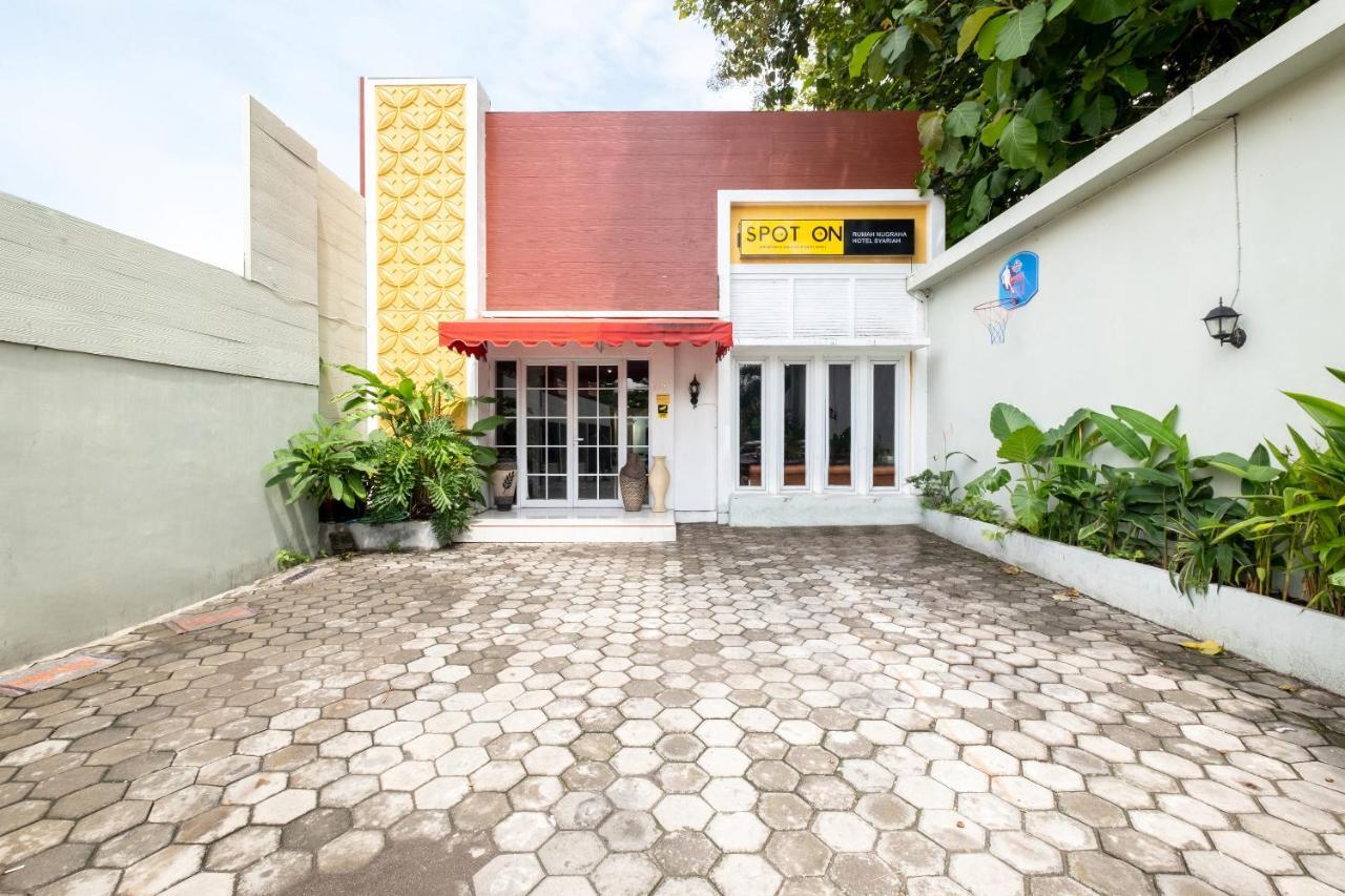 Spot On 2419 Rumah Nugraha Hotel Syariah Джокякарта Екстериор снимка