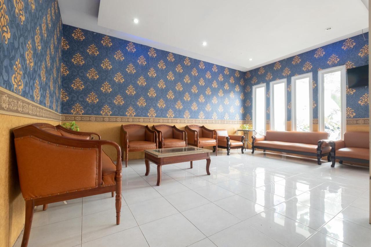Spot On 2419 Rumah Nugraha Hotel Syariah Джокякарта Екстериор снимка
